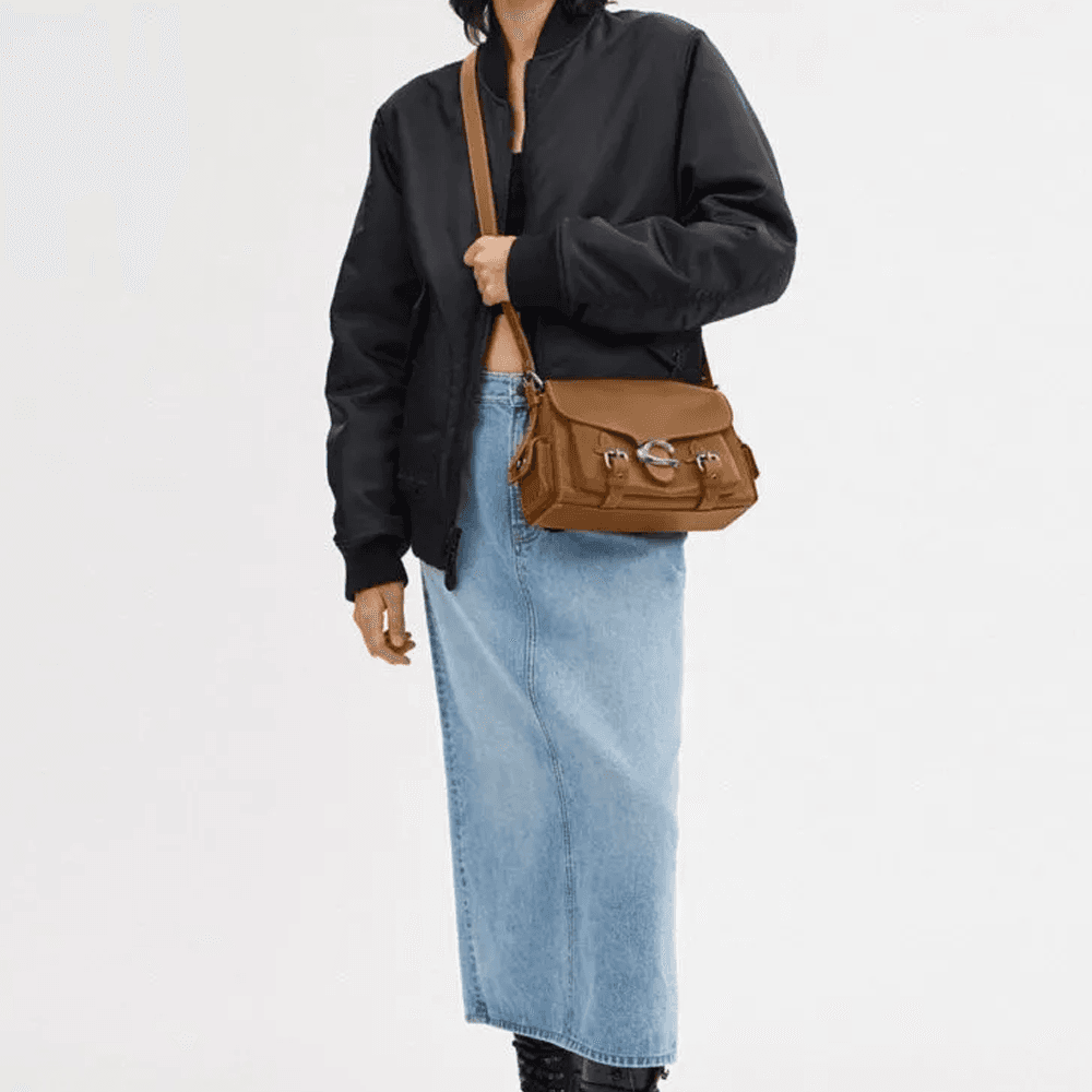 Сумка через плечо COACH Cargo Soft Tabby 26 Honey Brown - изображение 6