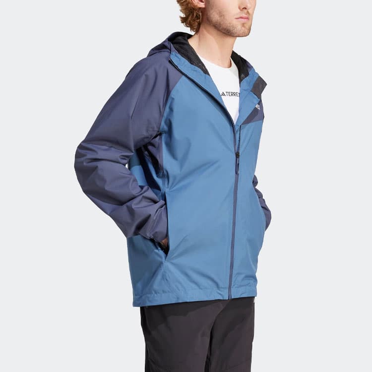Демисезонная куртка adidas Multi 2L Rain.Rdy Jacket - изображение 3