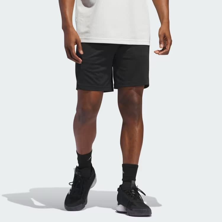 Баскетбольные шорты adidas Legends 3-Stripes Basketball Shorts - изображение 2
