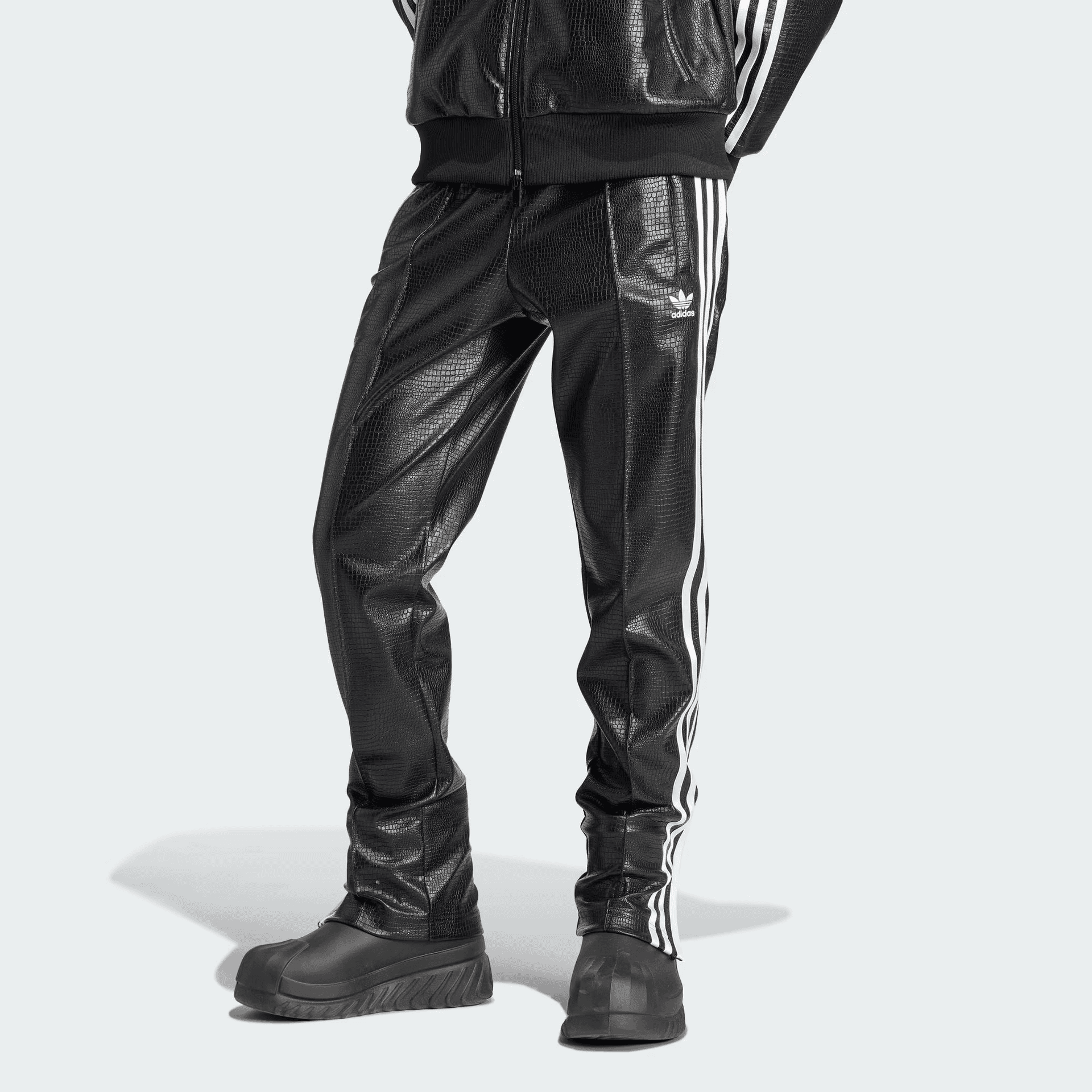 Штаны adidas Originals Premium Faux Leather SST Luxe - изображение 2