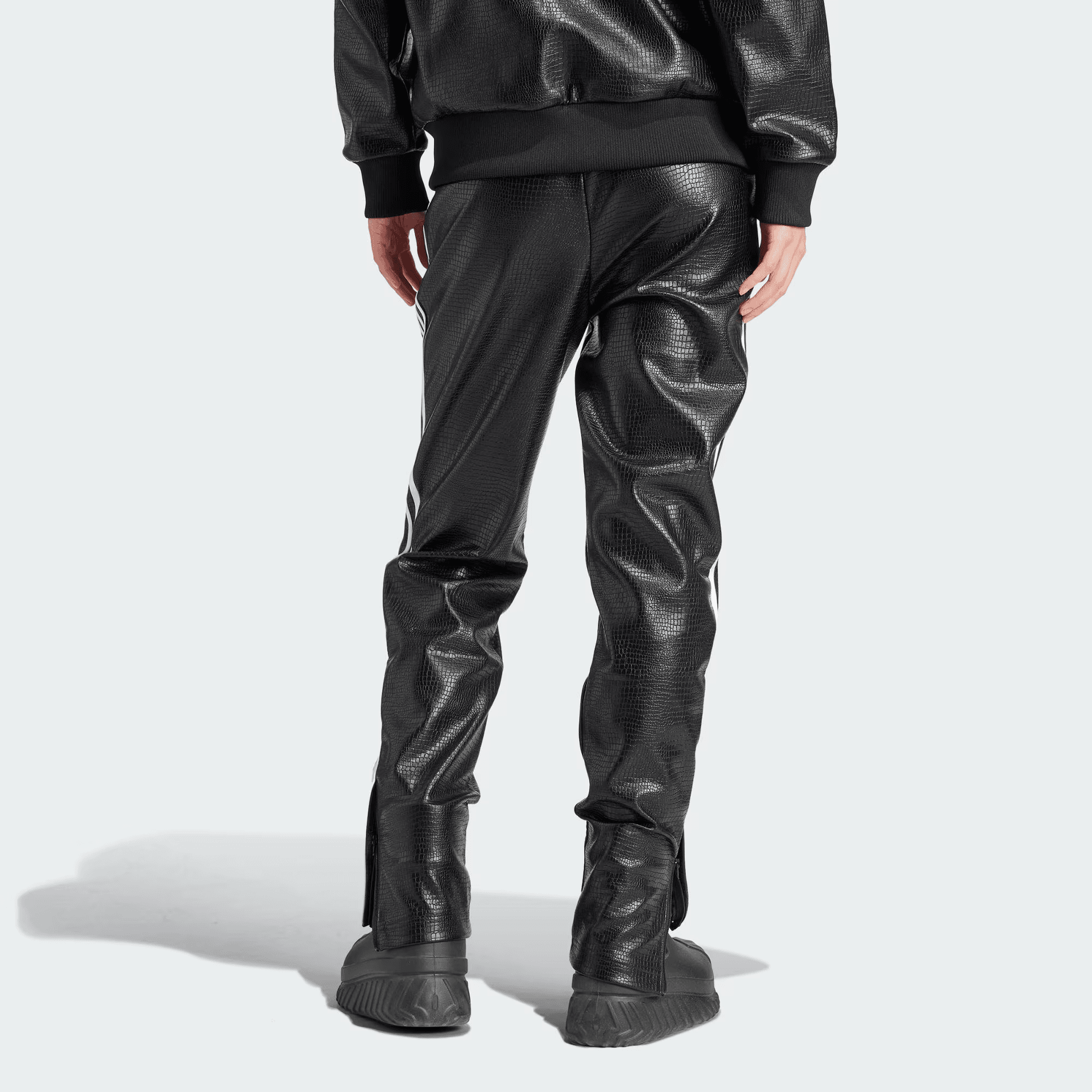 Штаны adidas Originals Premium Faux Leather SST Luxe - изображение 3