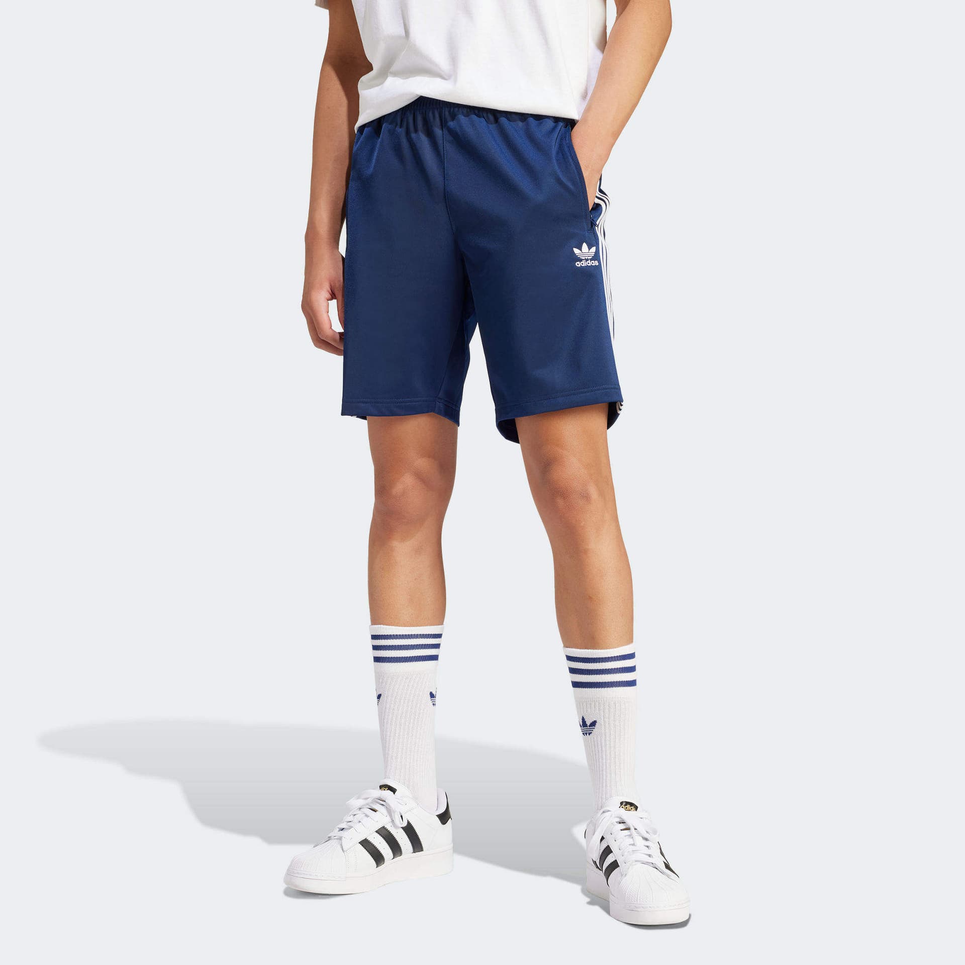 Шорты adidas originals Adicolor Firebird - изображение 2
