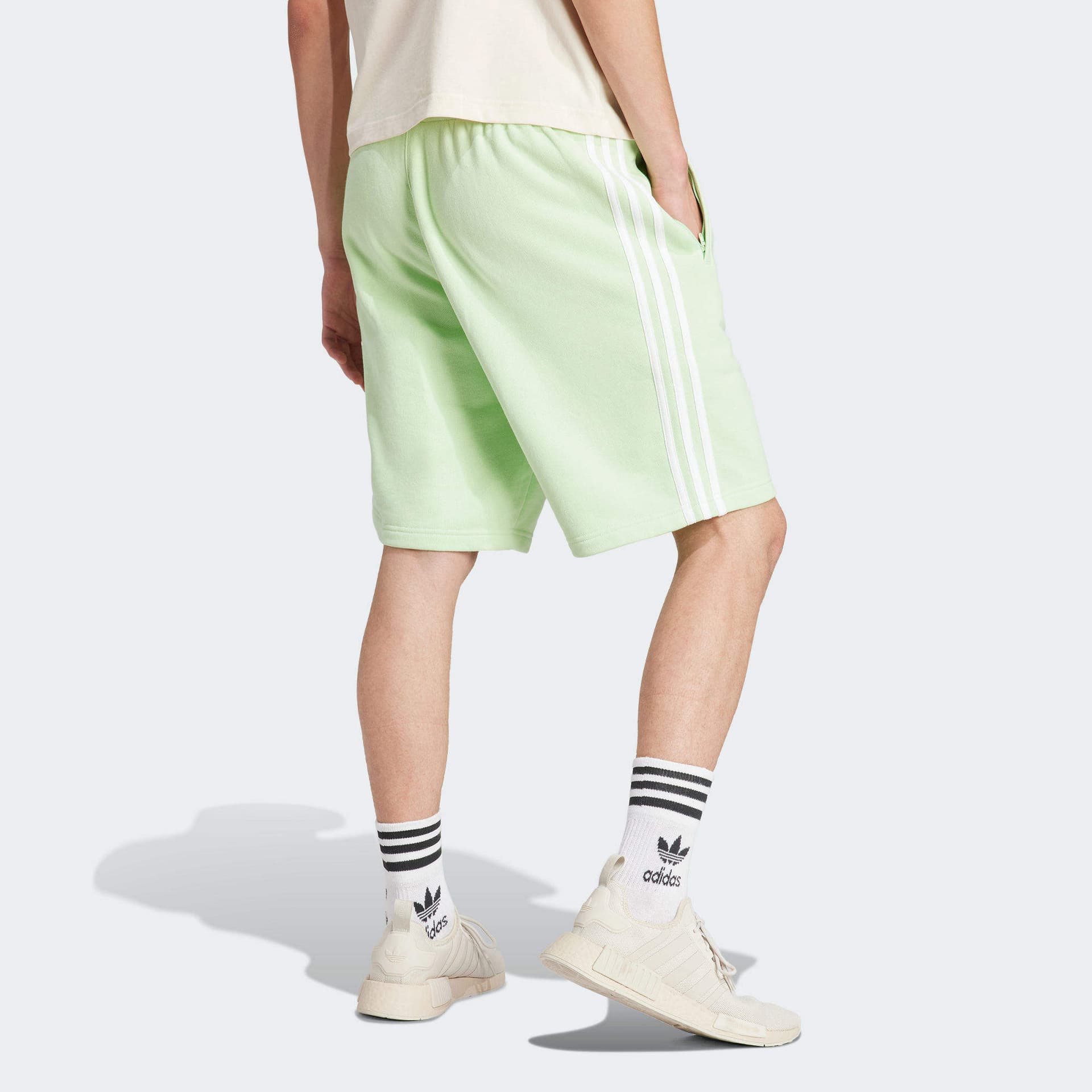 Шорты adidas Adicolor 3-Stripes Shorts - изображение 3