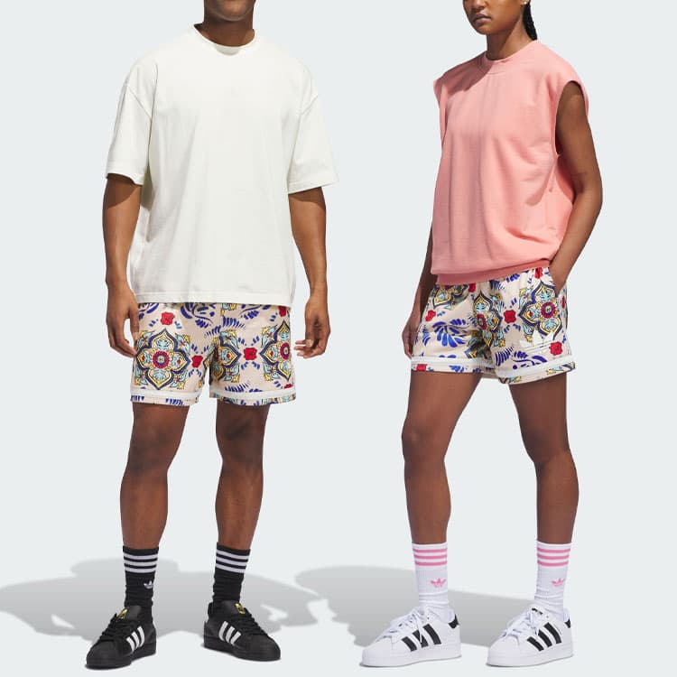 Тренировочные штаны adidas Originals Allover Print Shorts - изображение 4