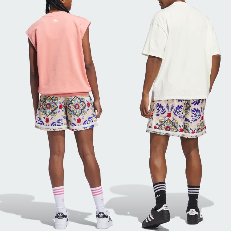 Тренировочные штаны adidas Originals Allover Print Shorts - изображение 6