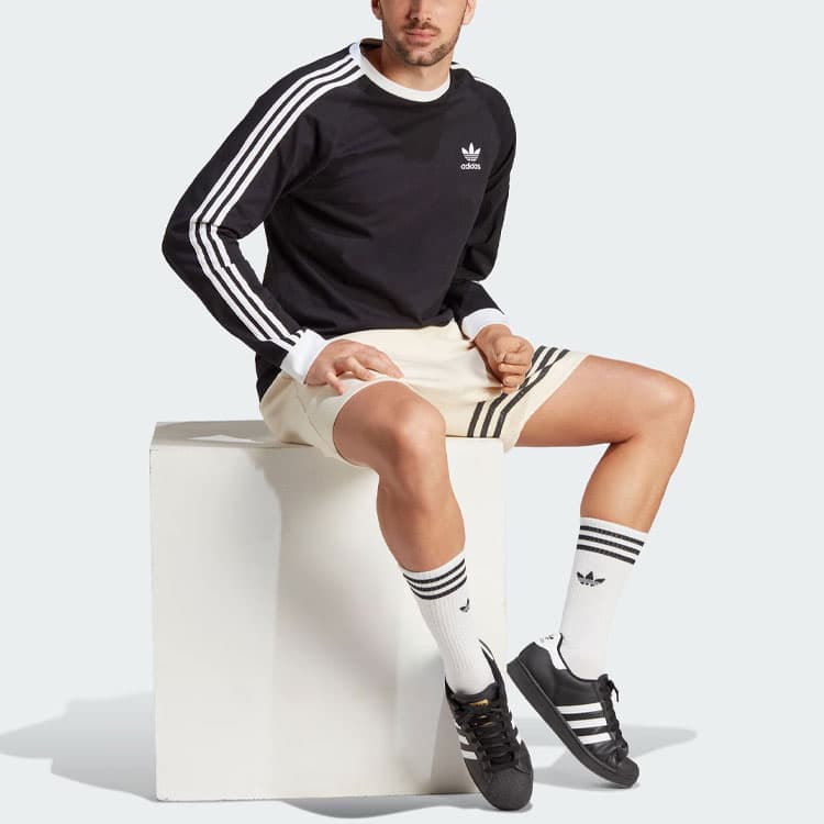 Тренировочные штаны adidas originals Street Neuclassic Shorts - изображение 4