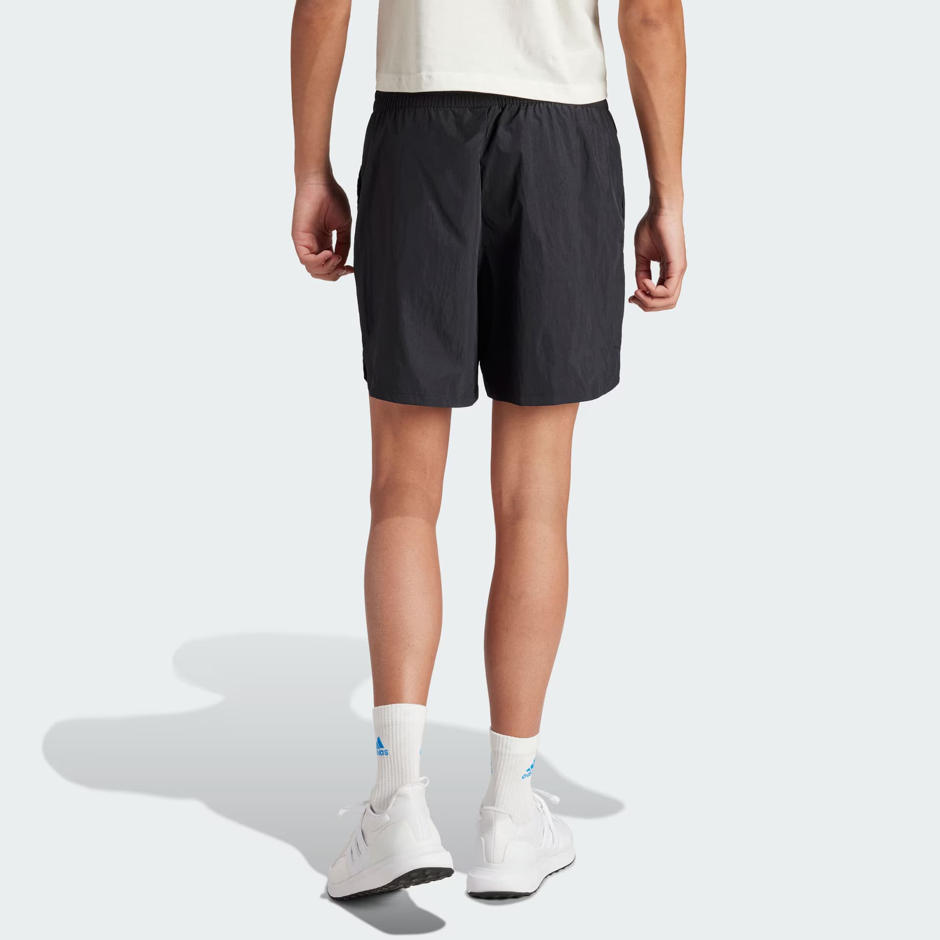 Тренировочные штаны adidas City Escape Shorts Logo - изображение 3