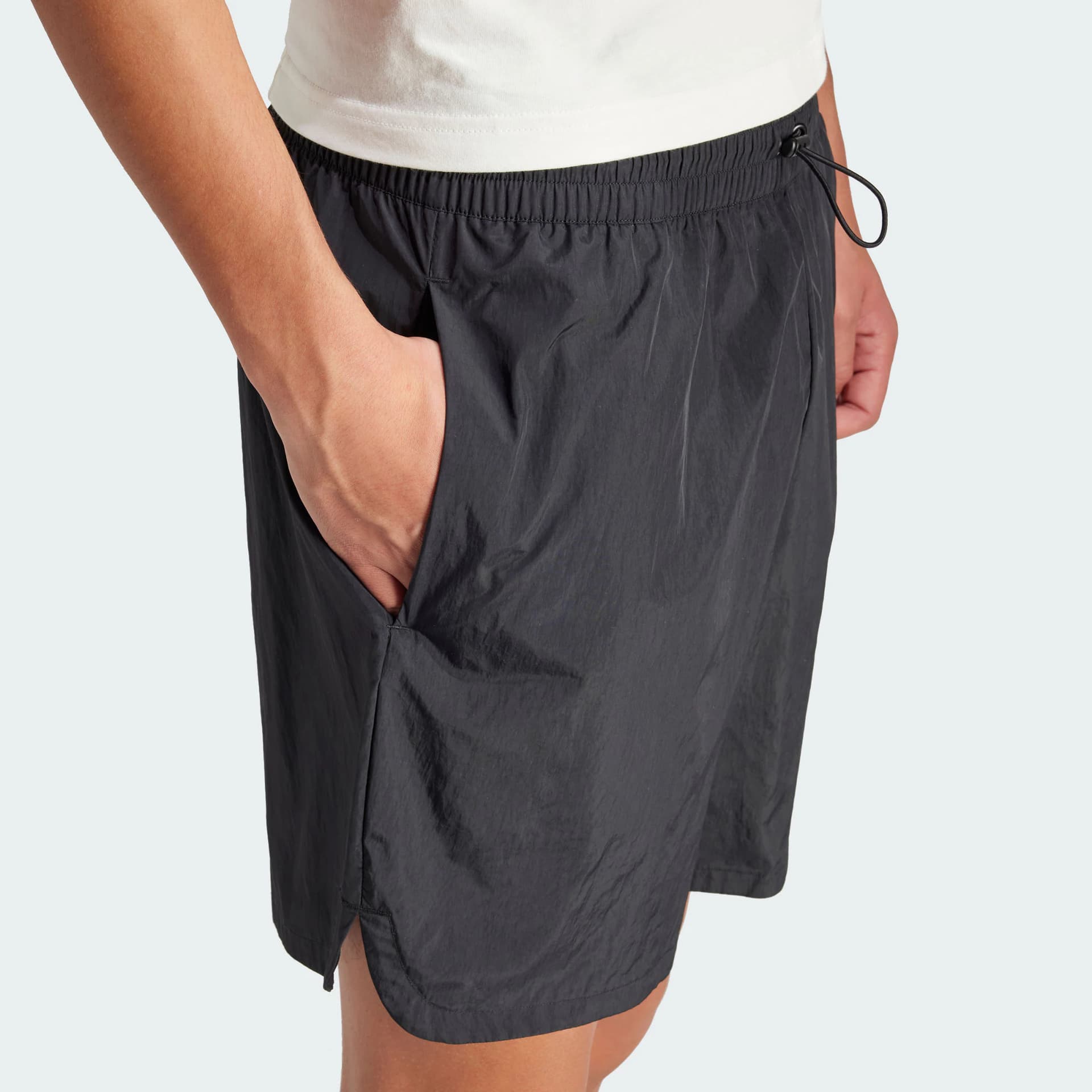 Тренировочные штаны adidas City Escape Shorts Logo - изображение 4