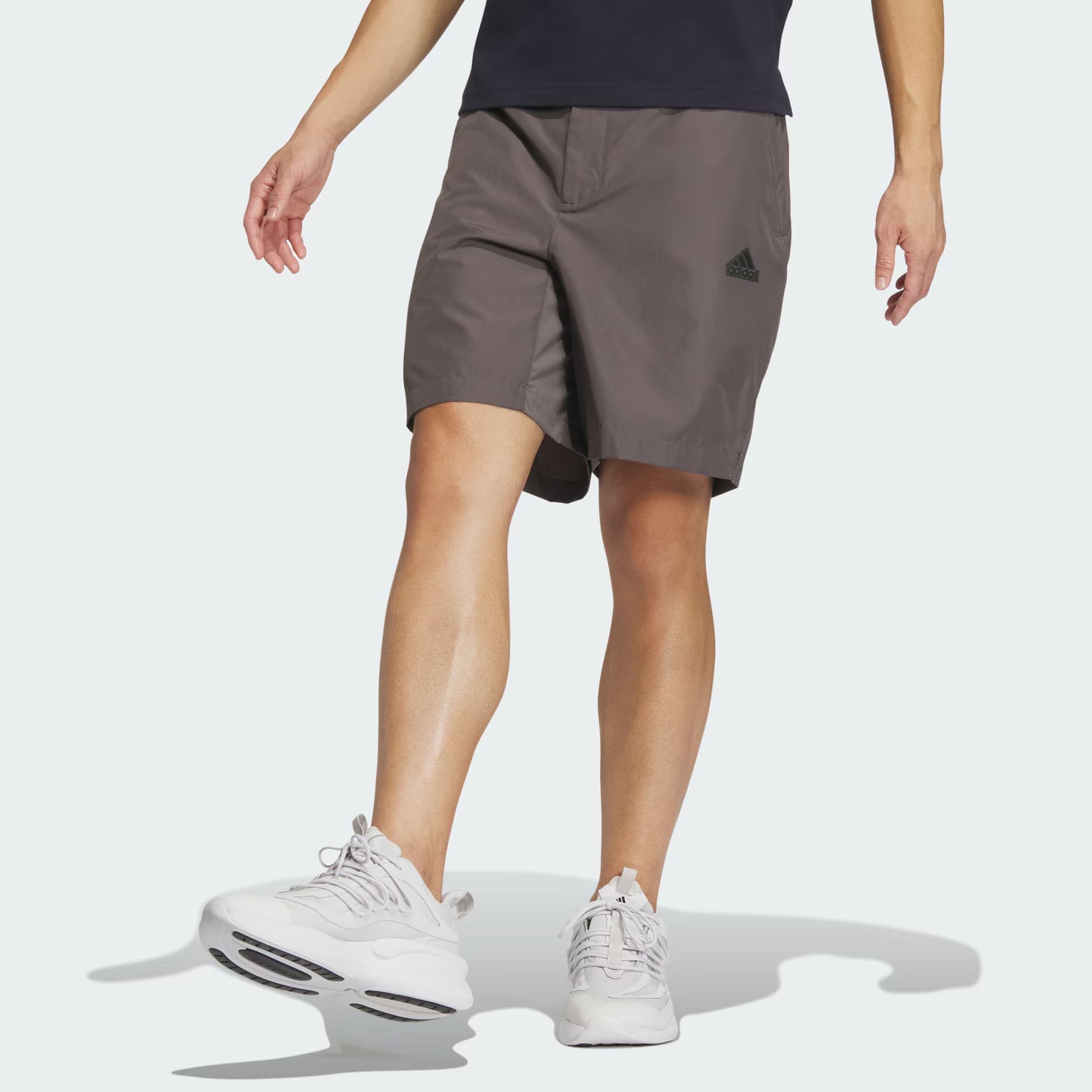Тренировочные штаны adidas City Escape Woven Shorts - изображение 2