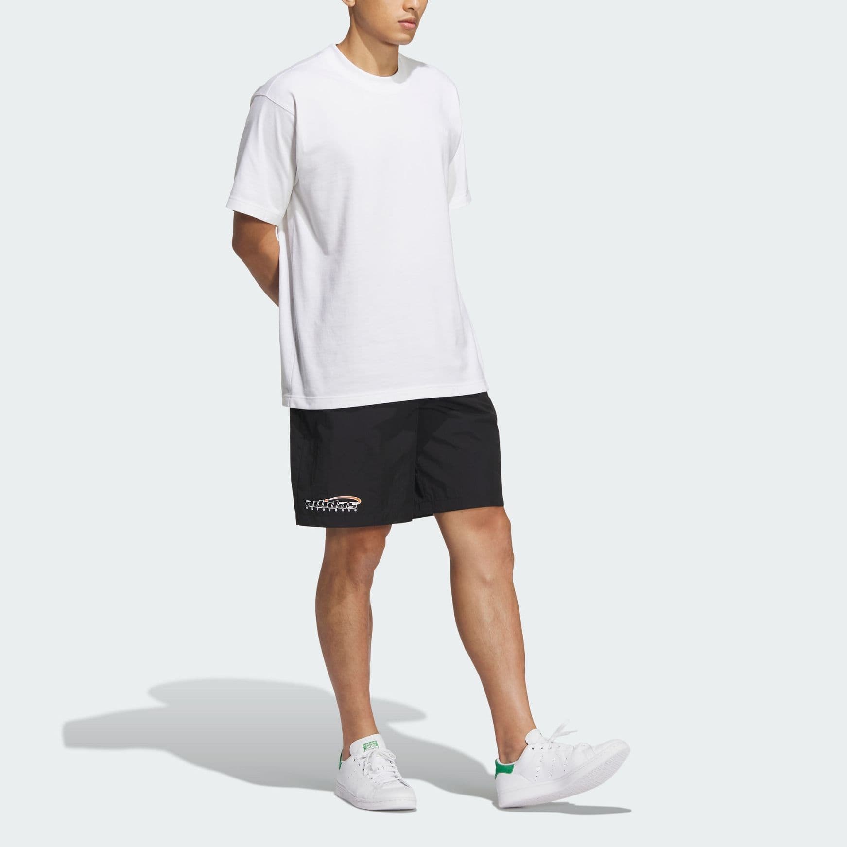 Тренировочные штаны adidas Originals Play Football Light Woven Shorts - изображение 4