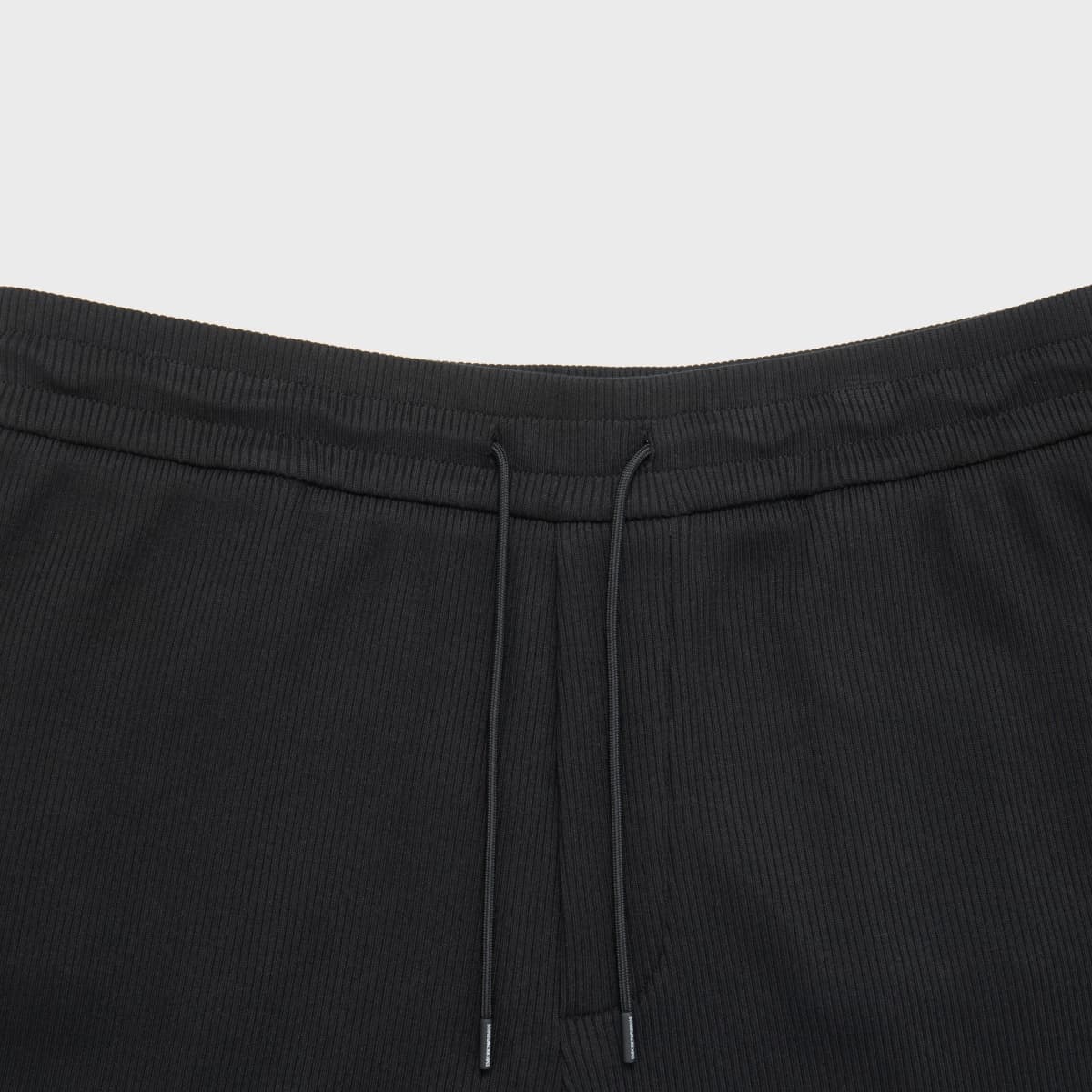 Шорты EMPORIO ARMANI SS24 - изображение 8