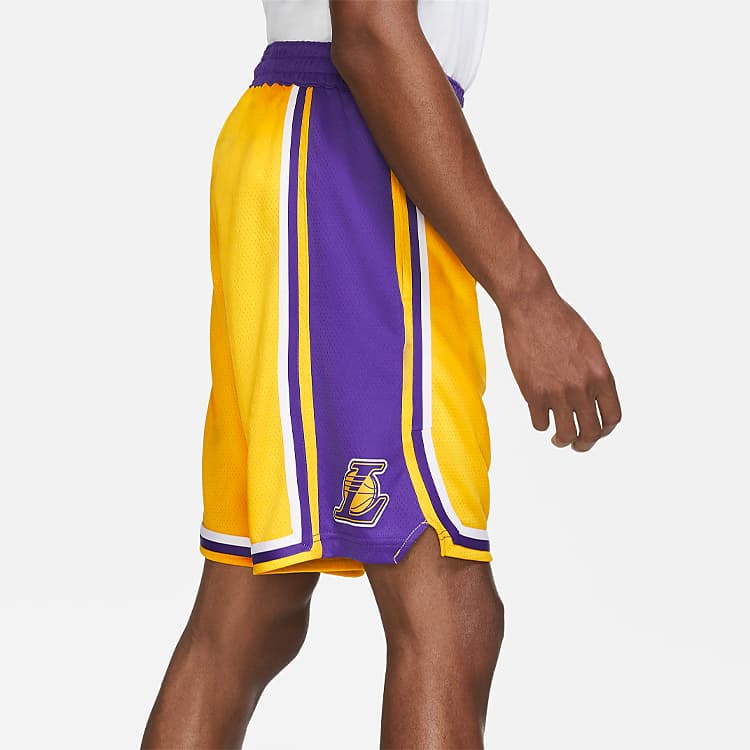Баскетбольные шорты Nike NBA Icon Edition Lakers Yellow - изображение 9