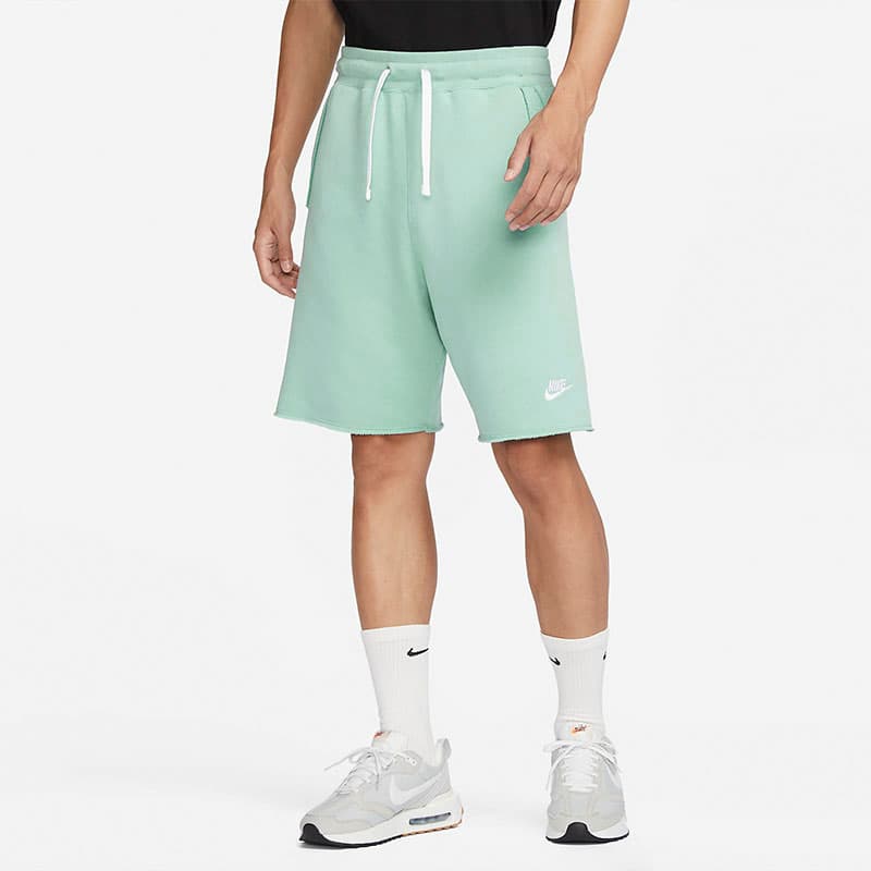 Тренировочные штаны Nike Club Fleece Shorts - изображение 4