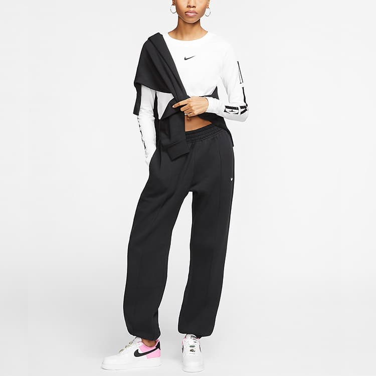 Штаны Nike Sportswear Essential - изображение 4