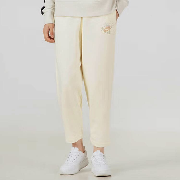 Штаны Nike Sportswear Essentials Logo - изображение 5