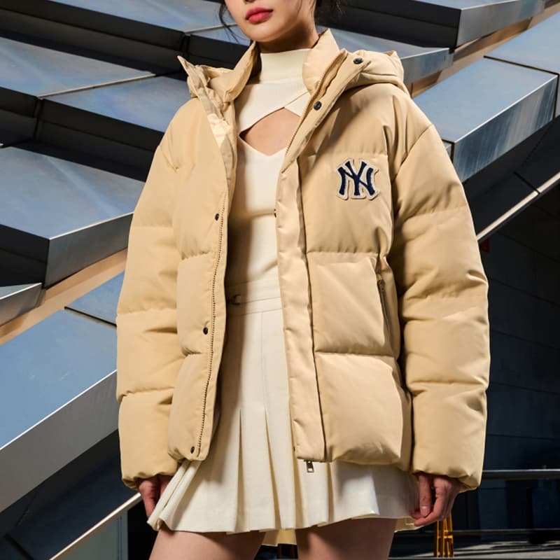 Зимняя куртка MLB FW23 Yankees Hooded Down Jacket Sand - изображение 3