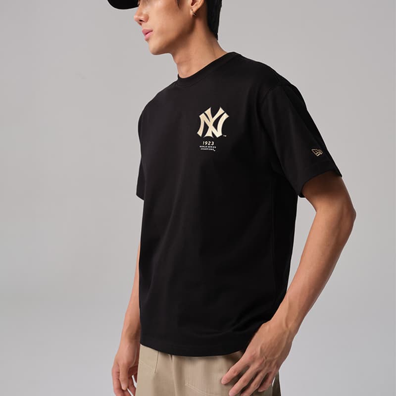 Футболка New Era x MLB NY Yankees Black Tee - изображение 4
