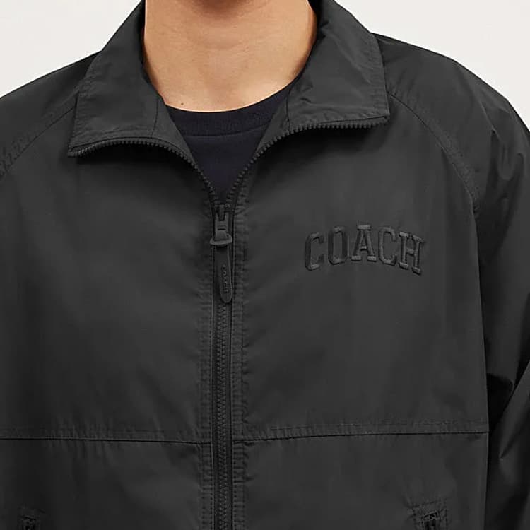 Куртка COACH SS24 Logo Zip Jacket Black - изображение 4
