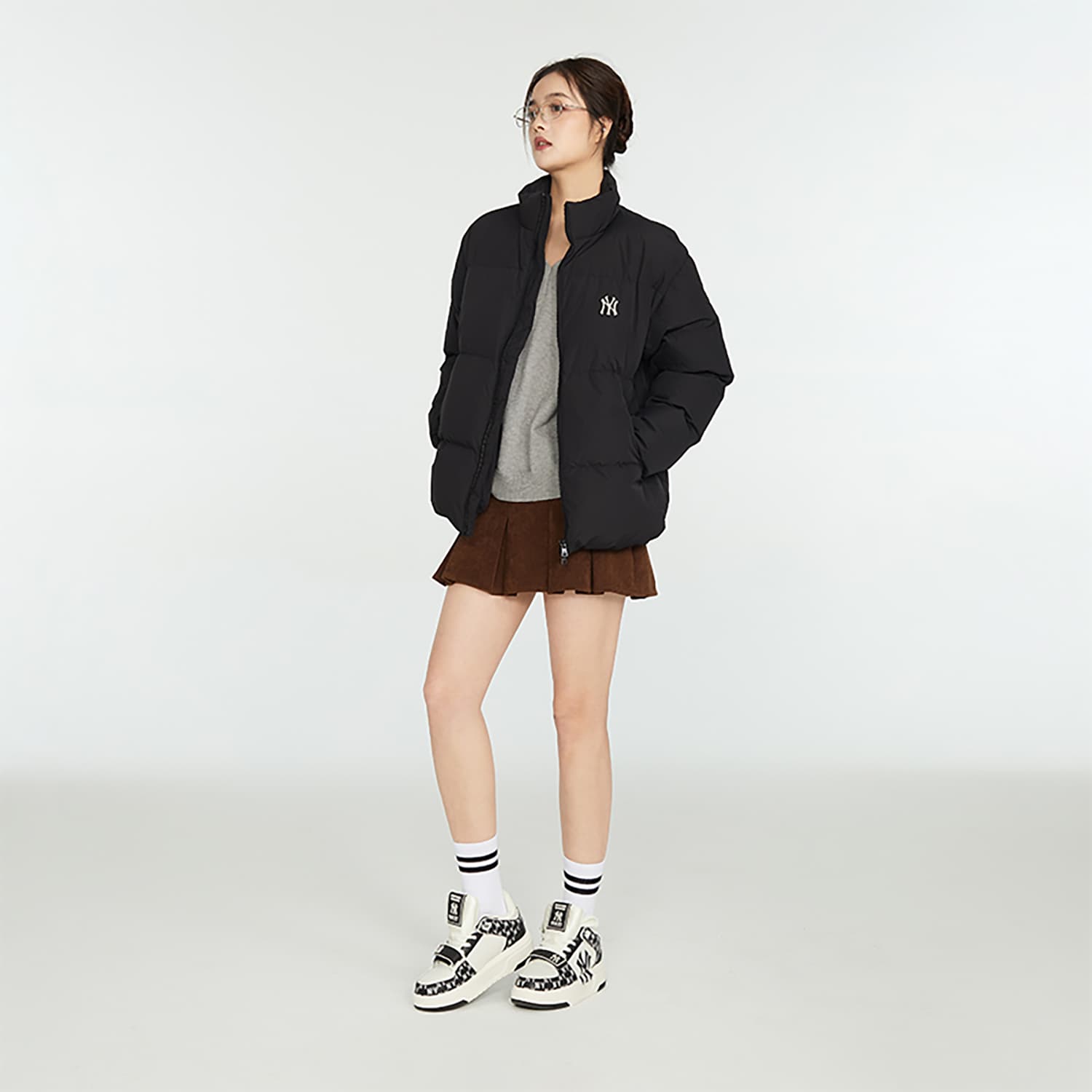 Зимняя куртка MLB FW23 Yankees Logo Puffer Jacket Black — фото 6