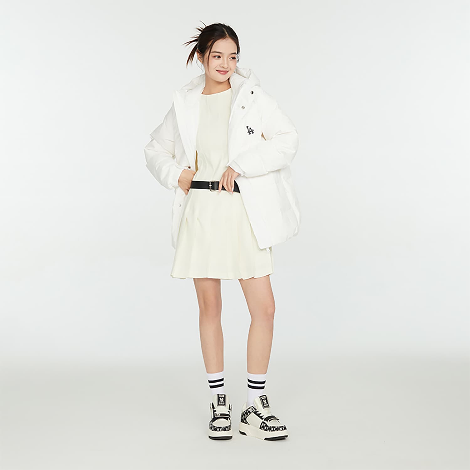 Зимняя куртка MLB 23FW - изображение 7