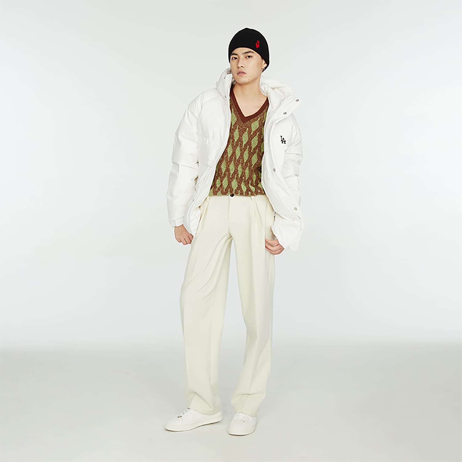 Зимняя куртка MLB 23FW - изображение 8