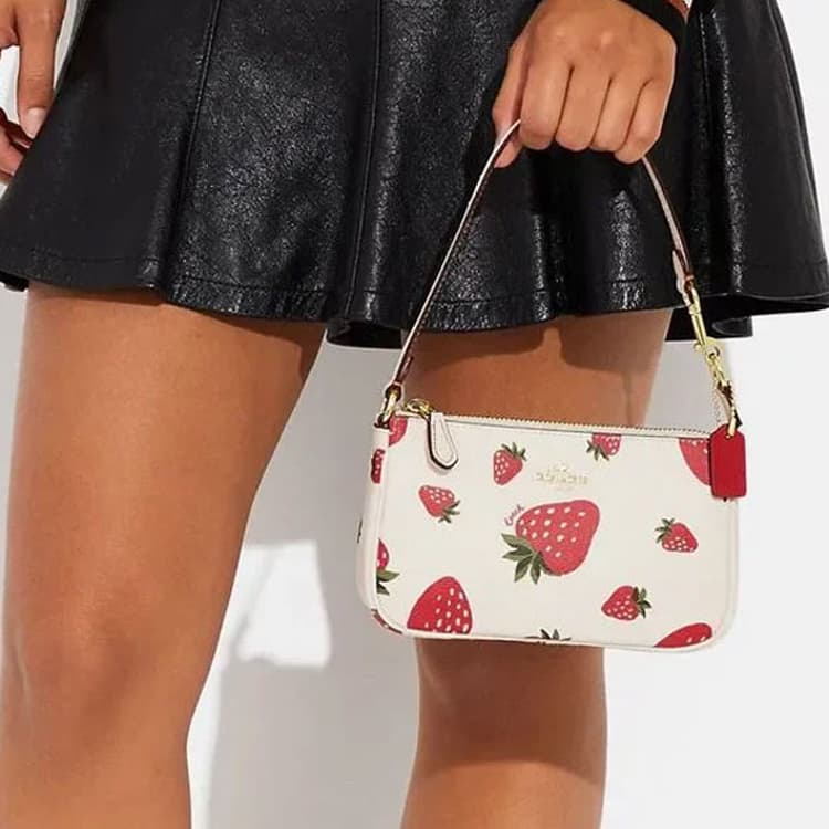 Мини-сумка COACH Nolita 19 Strawberry Print - изображение 4