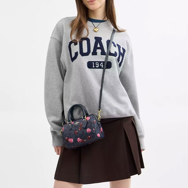 Сумка COACH Roan 17 Cherry Print - изображение 6