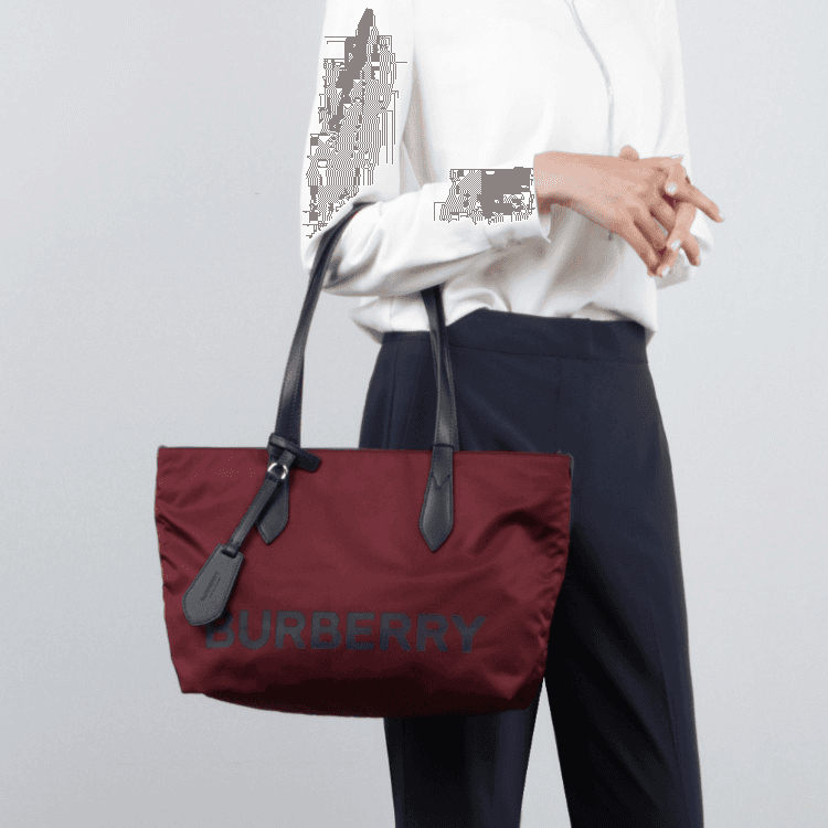 Мини-сумка Burberry Recycled Nylon Tote Bag Red - изображение 6
