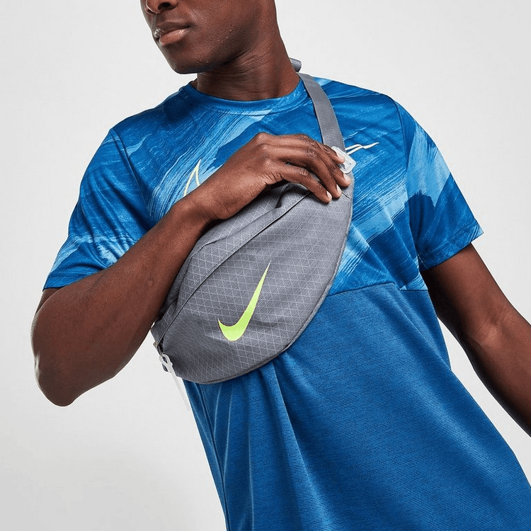 Поясная сумка Nike Logo - изображение 5