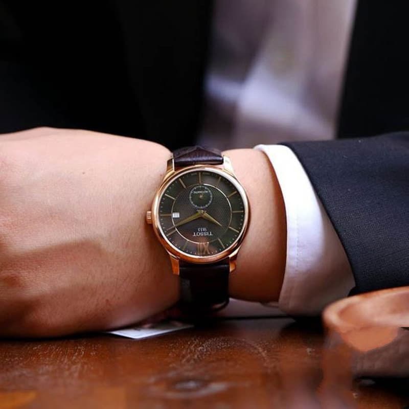 Часы TISSOT 40mm T063.428.36.068.00 - изображение 5