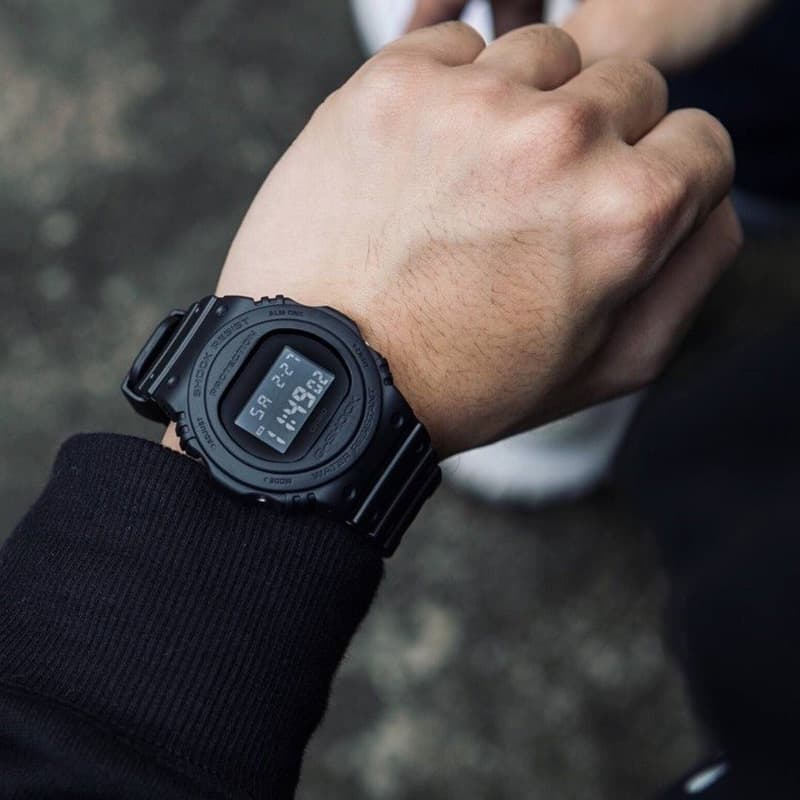 Часы CASIOG-SHOCK DW-5750E-1B - изображение 4