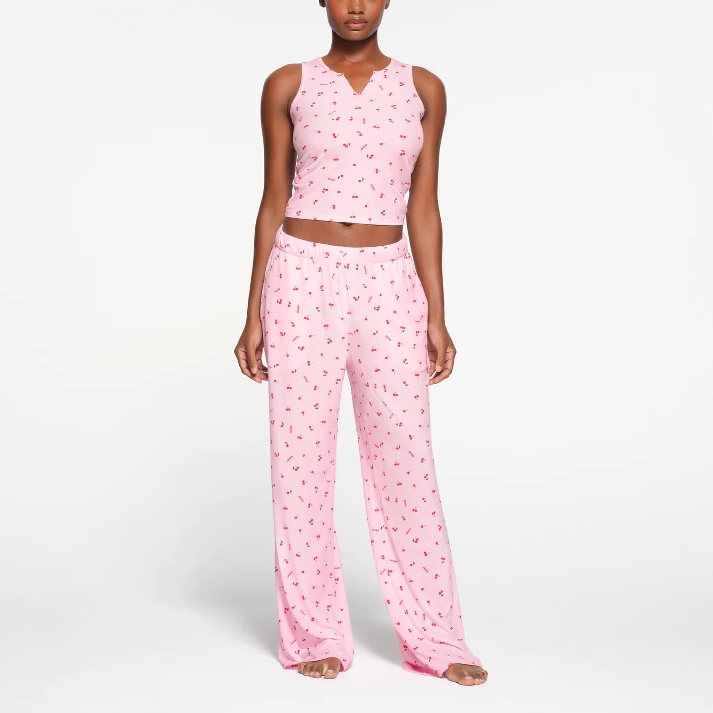 Майка SKIMS Soft Lounge Split Neck Tank Cherry Blossom Print - изображение 3