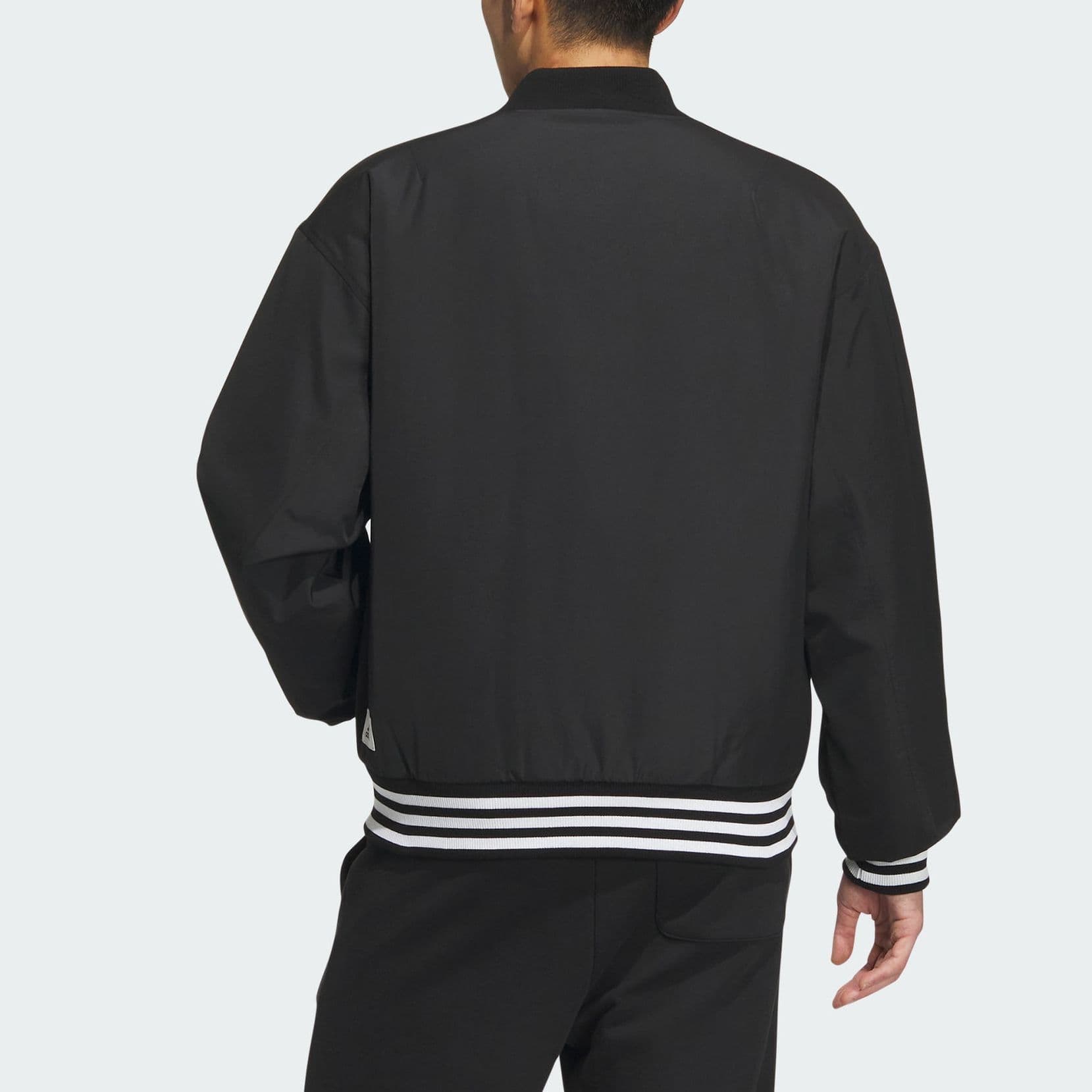 Зимняя куртка пуховик adidas - изображение 5