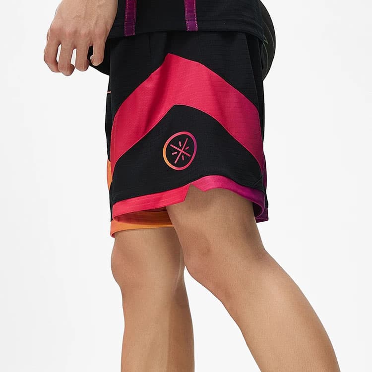 Тренировочные штаны LiNing Wade Series Black Shorts - изображение 4
