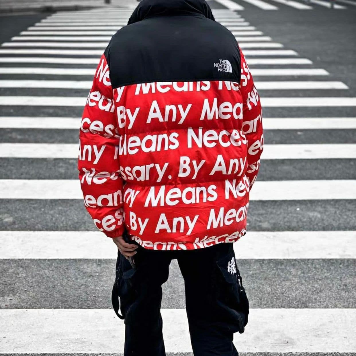 Зимняя куртка Supreme x The North Face FW15 Red - изображение 3