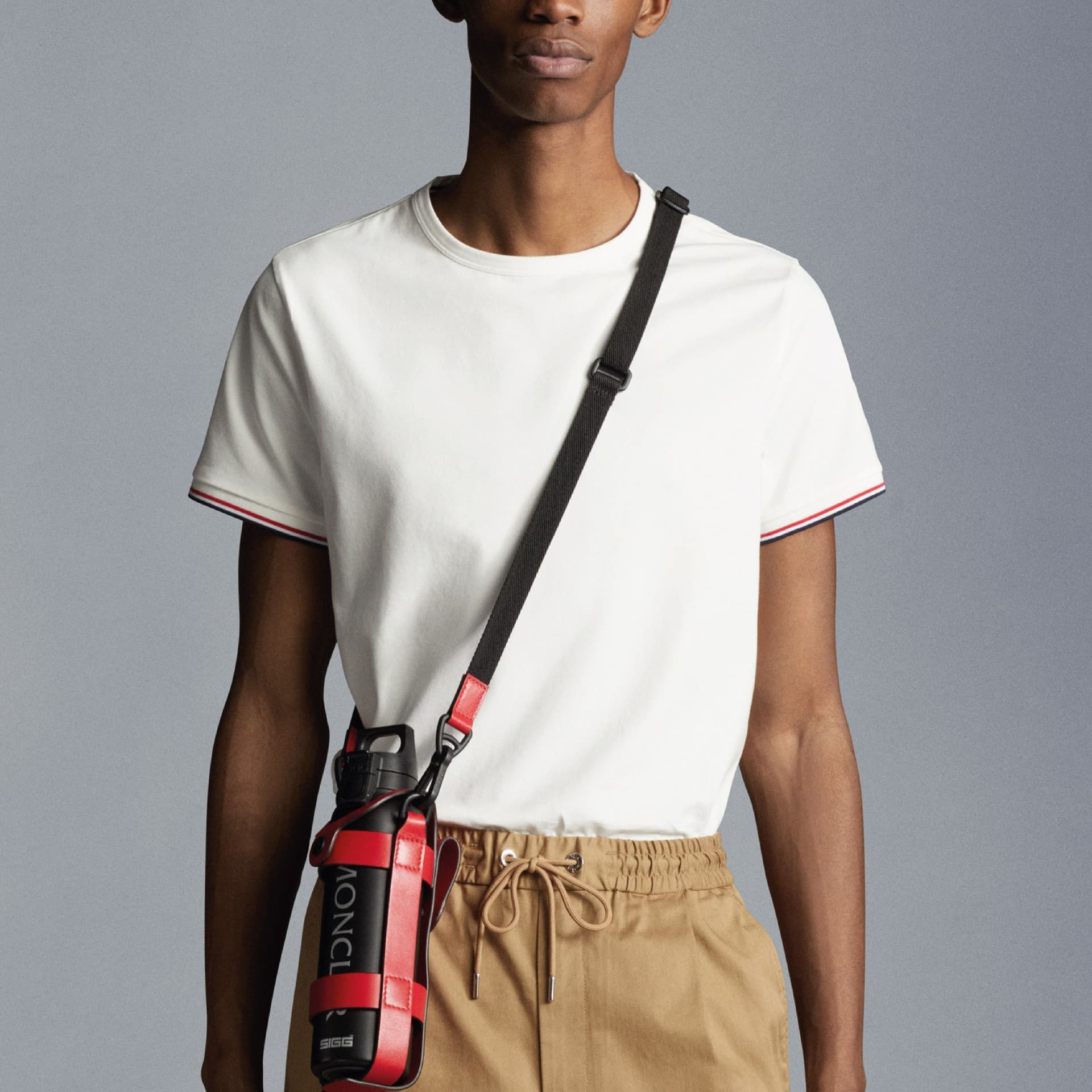 Футболка Moncler SS22 T-Shirt White — фото 6