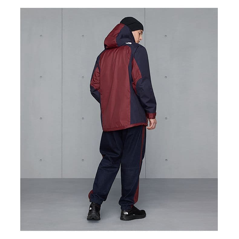Демисезонная куртка The North Face UE Series Jacket - изображение 3