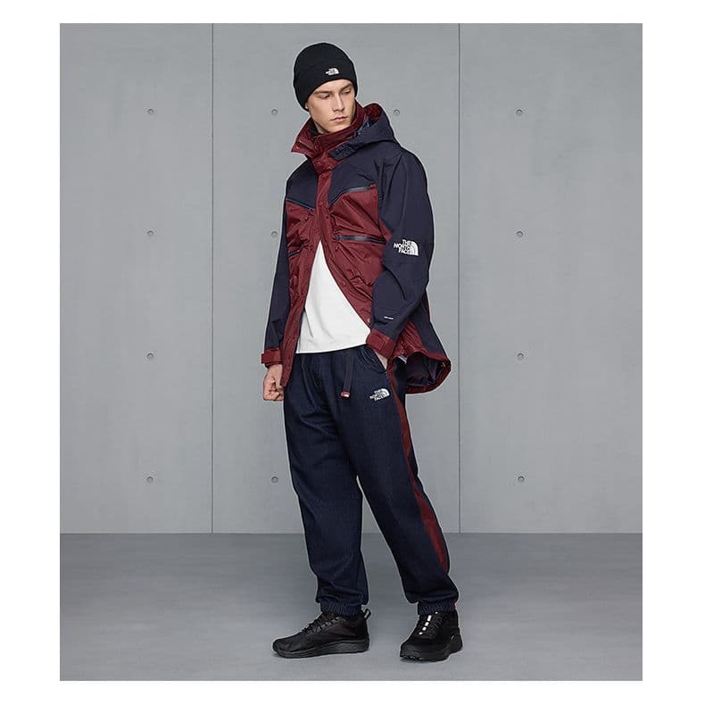 Демисезонная куртка The North Face UE Series Jacket - изображение 4