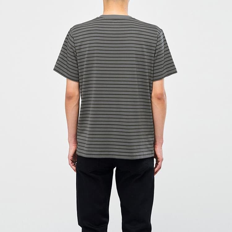 Футболка UNIQLO x KAWS Striped T-Shirt - изображение 2