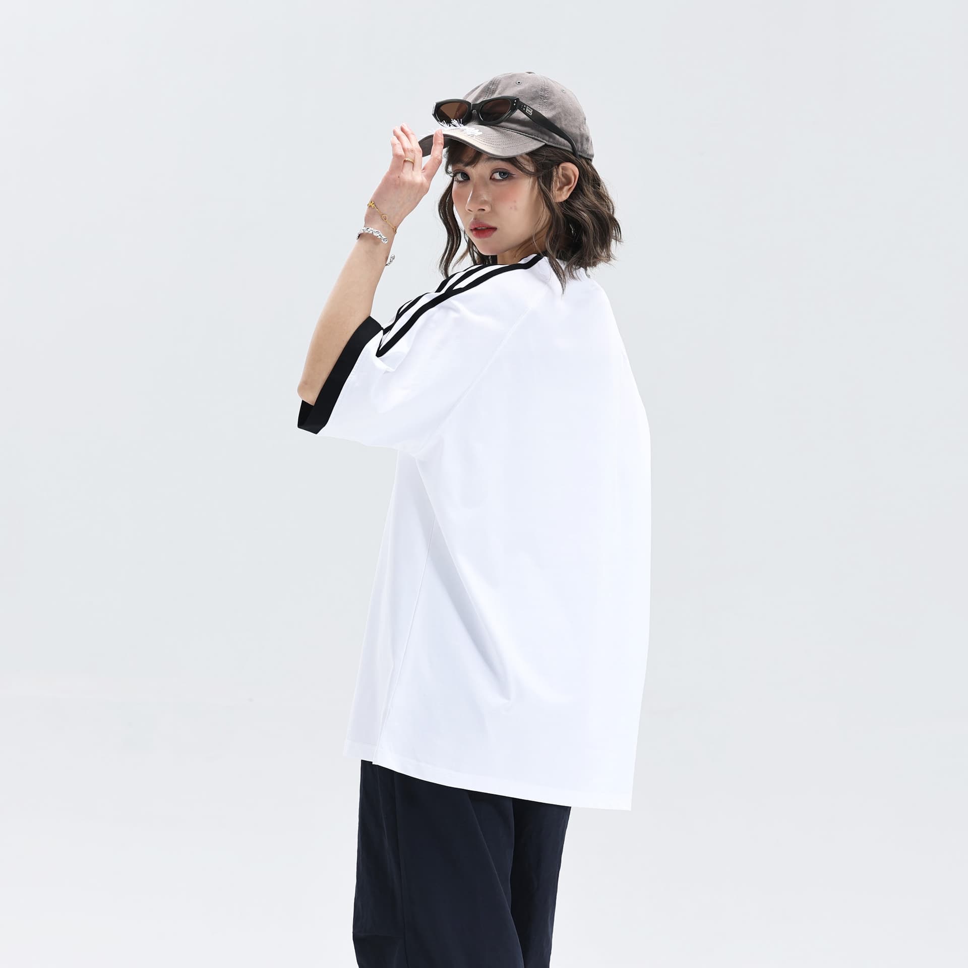 Футболка BOBBY ABLEY LOGO LOGO T 2 - изображение 2