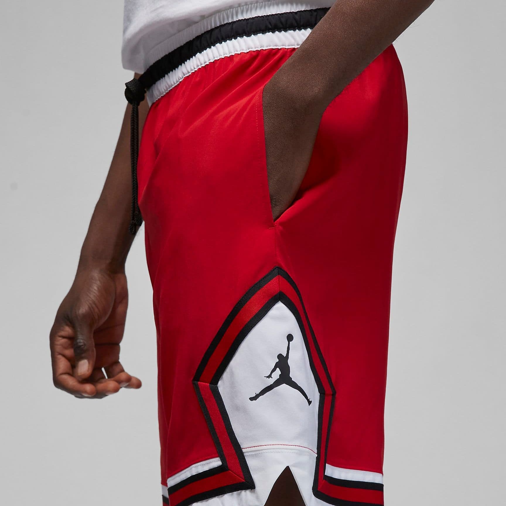 Тренировочные штаны Jordan Dri-FIT Sport Logo Shorts - изображение 5