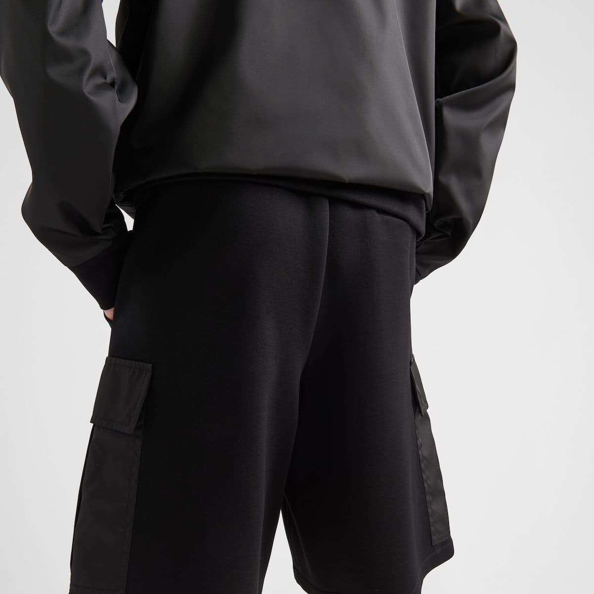 Шорты Prada Logo Patch Shorts Black - изображение 5