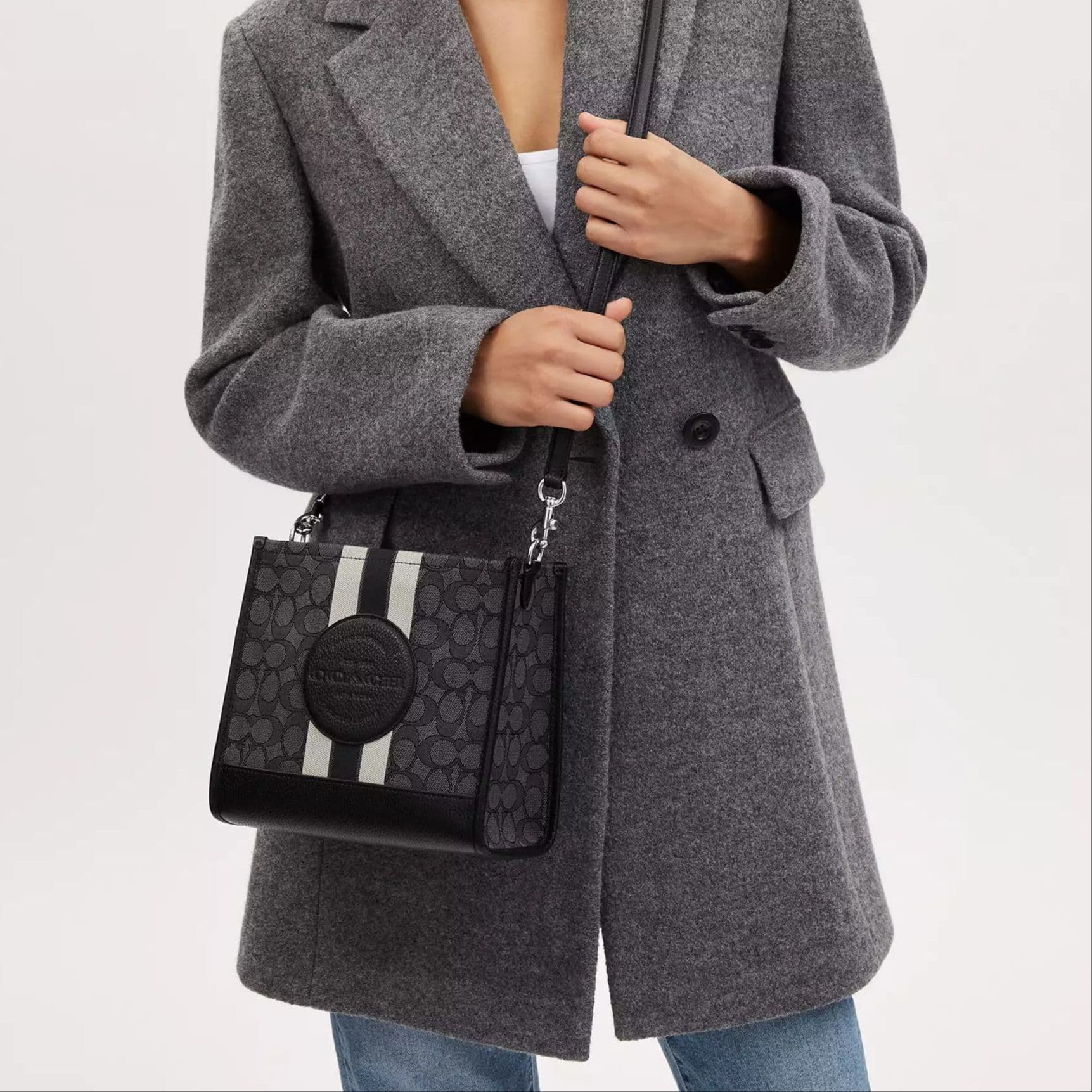 Сумка COACH Dempsey 22 Logo Tote - изображение 8
