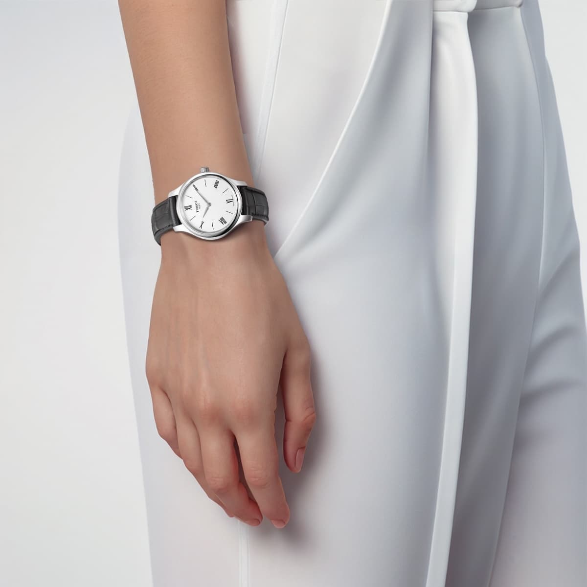 Часы Tissot T063.209.16.038.00 - изображение 7