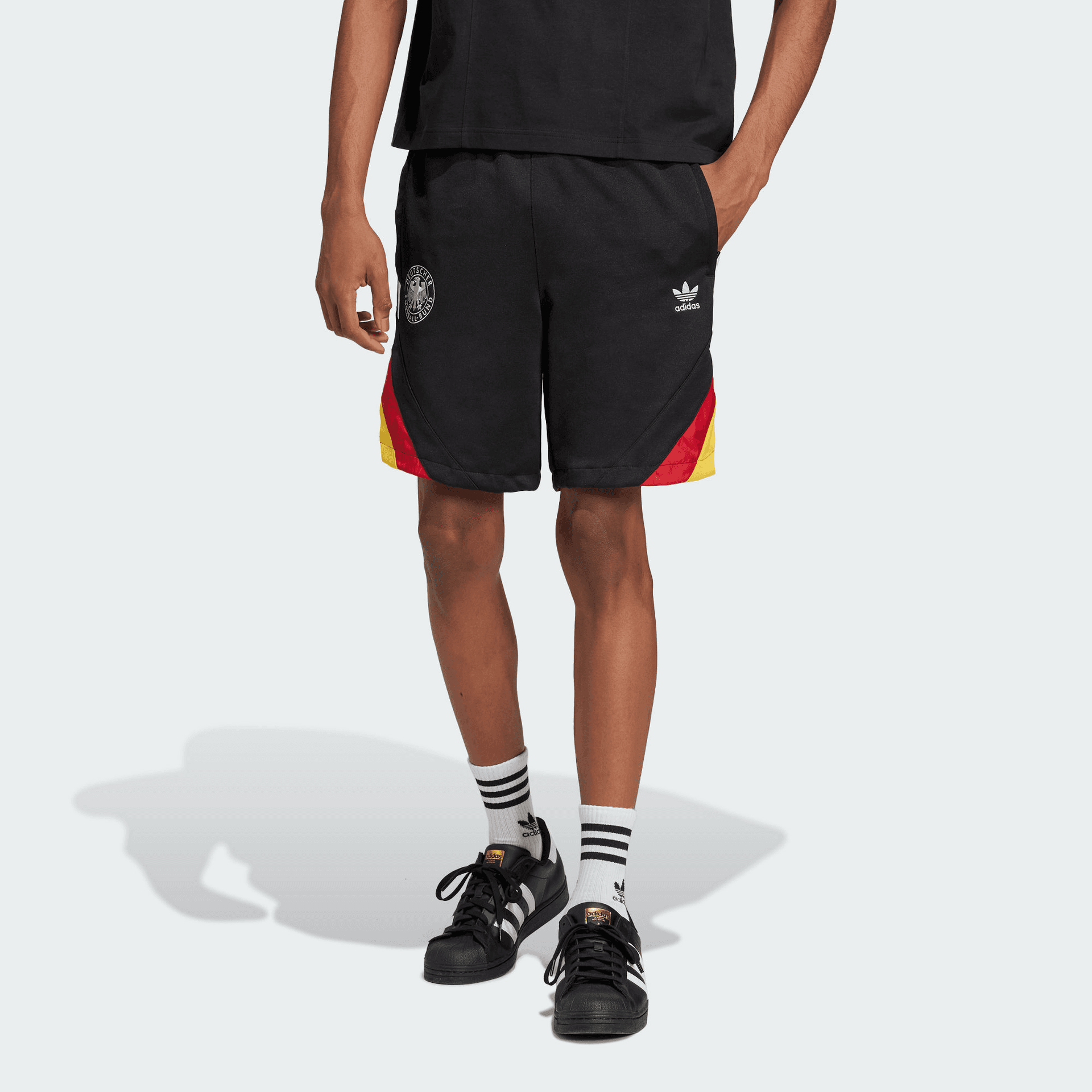 Шорты adidas Originals Germany Shorts - изображение 3