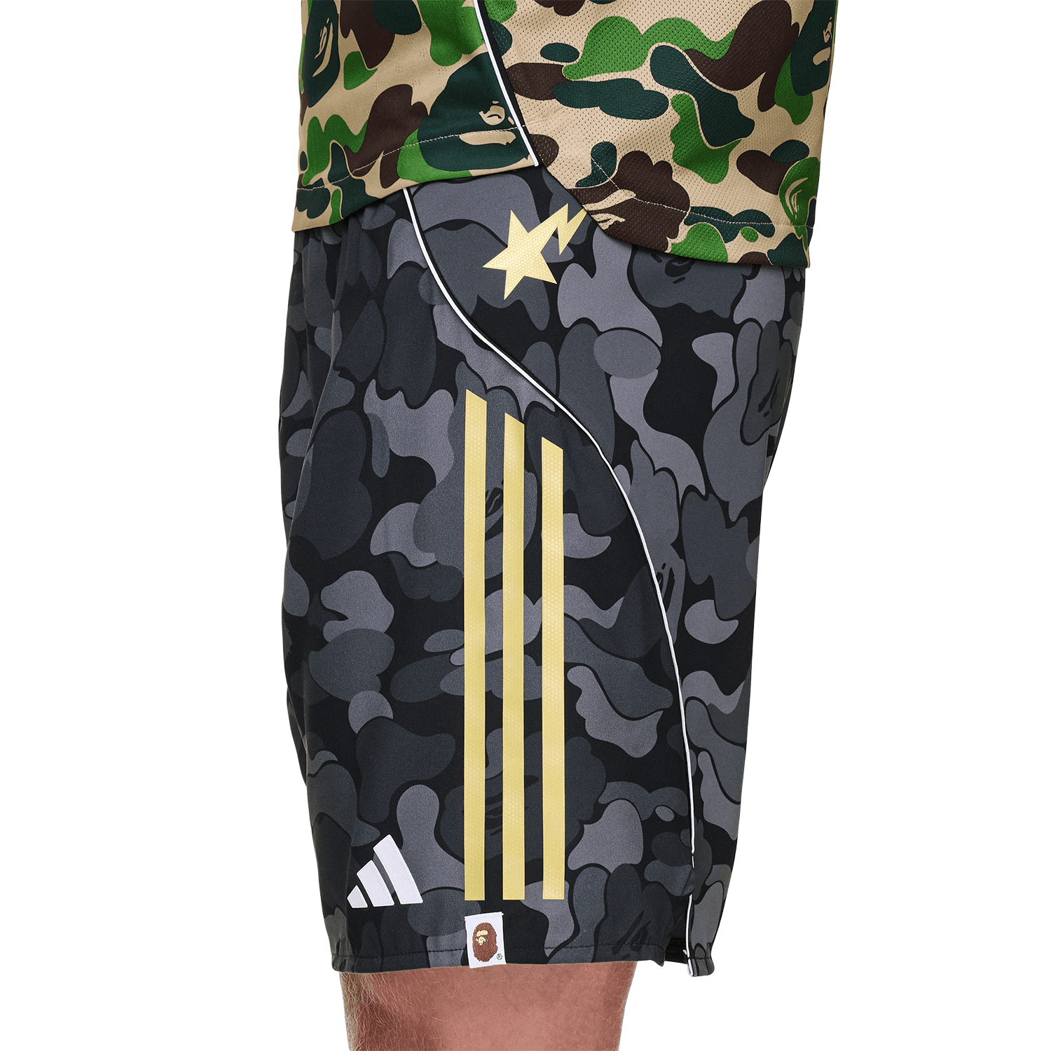 Тренировочные штаны adidas x A Bathing Ape FW25 FB Shorts - изображение 8