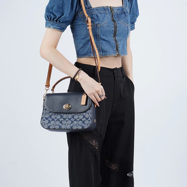 Сумка COACH Marlie 24 - изображение 7