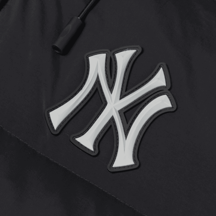 Зимняя куртка MLB - изображение 4