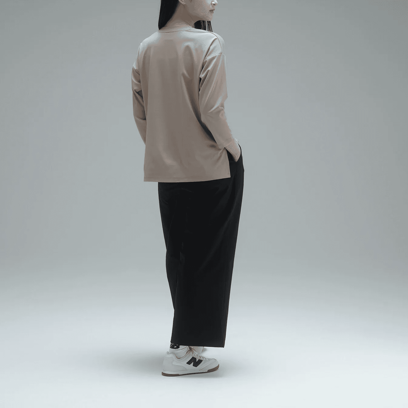 Футболка New Balance Met24 Bracelet Sleeve Pullover T - изображение 4