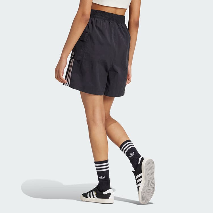Шорты adidas Adicolor Cargo Shorts - изображение 3